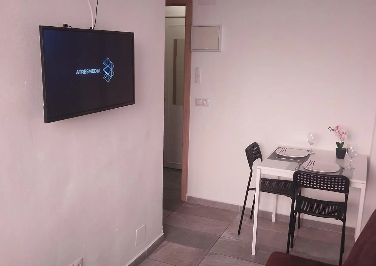 Apartamentos Coris Urban Center location
